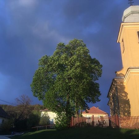 Willa Bell House Bukkzserc Zewnętrze zdjęcie